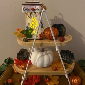 BUNDLE TIRED TRAY SALE!!!